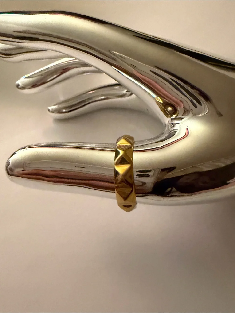 Gold Tone Pyramid-Stud Women's Stackable Ring size 10